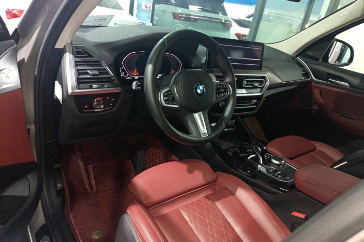 Used BMW X3 2022 xDrive30i Luxury Model M Night Sky Package Interior 2