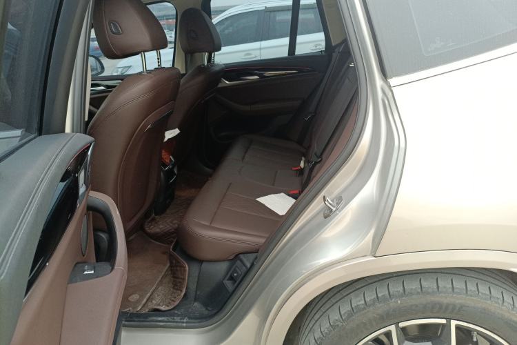 Used BMW X3 2022 Restyled xDrive25i M Sport Package Interior 4