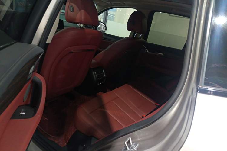 Used BMW X3 2022 xDrive30i Luxury Model M Night Sky Package Interior 4