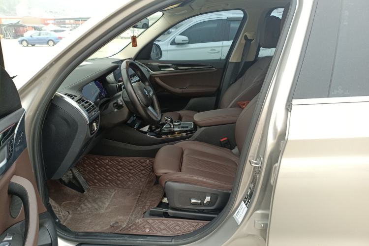 Used BMW X3 2022 Restyled xDrive25i M Sport Package Left Front Seat