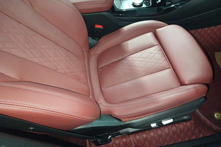 Used BMW X3 2022 xDrive30i Luxury Model M Night Sky Package Right Front Seat