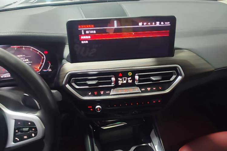 Used BMW X3 2022 Second Facelift xDrive30i Leading Edition M Night Sky Package Audio And AC Panel