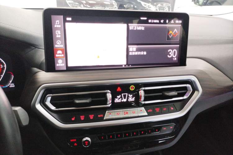 Used BMW X3 2022 xDrive30i Luxury Model M Night Sky Package Audio And AC Panel