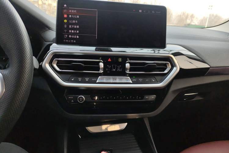 Used BMW X3 2022 xDrive25i M Sport Package Audio And AC Panel