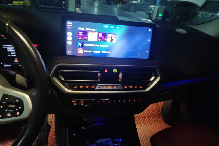 Used BMW X3 2022 xDrive30i Luxury Model M Night Sky Package Audio And AC Panel