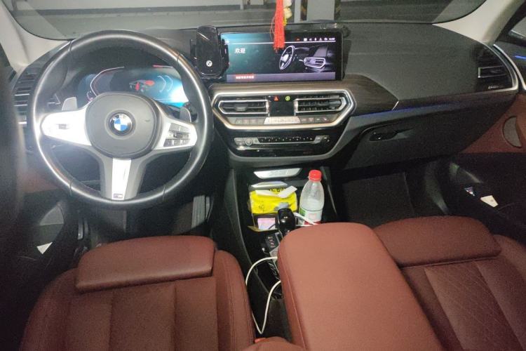 Used BMW X3 2022 xDrive30i Luxury Model M Night Sky Package Center Console