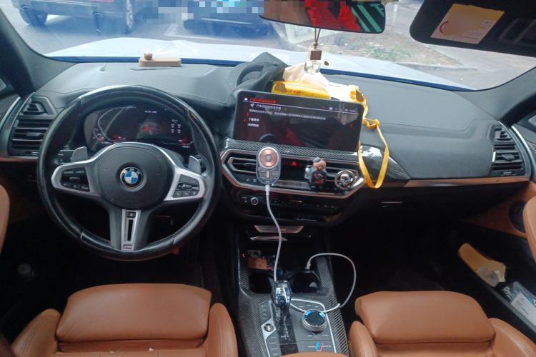 Used BMW X3 2022 M40i Center Console