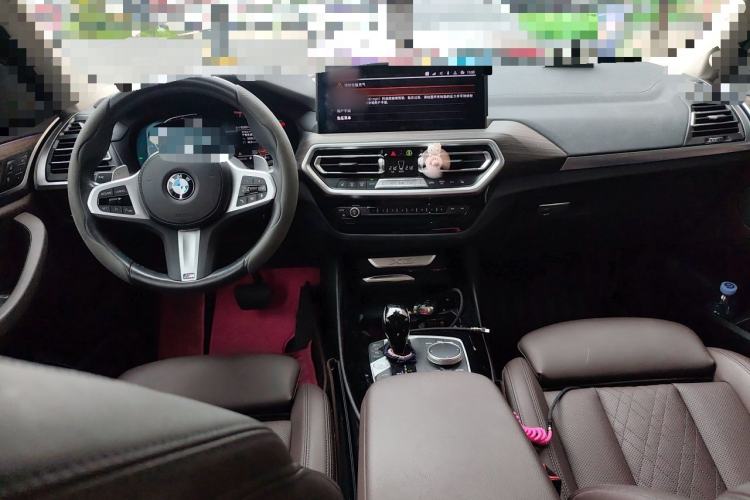 Used BMW X3 2022 Facelift xDrive30i Luxury Edition M Night Edition Package Center Console