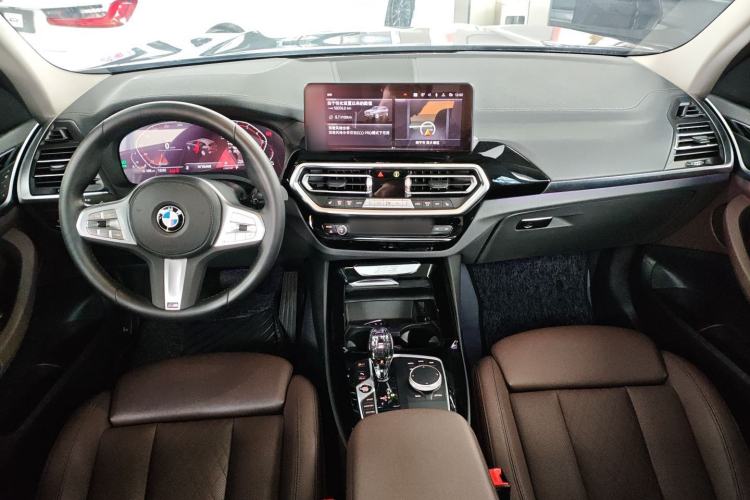 Used BMW X3 2022 Restyled xDrive25i M Sport Package Center Console