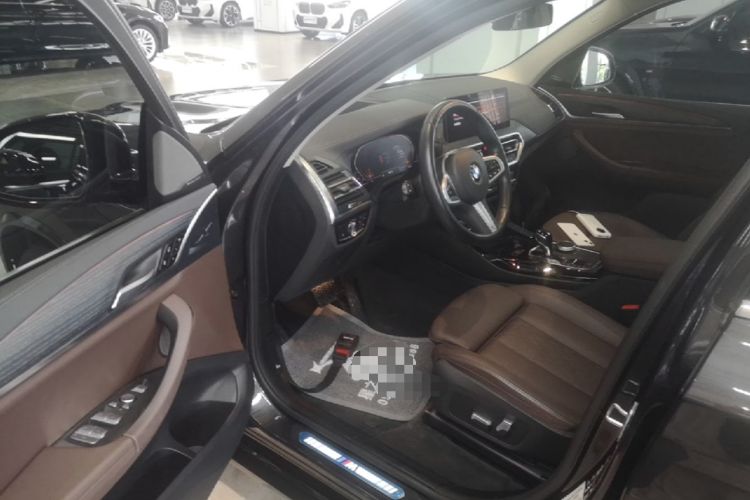 Used BMW X3 2022 xDrive25i M Sport Package Driver Seat