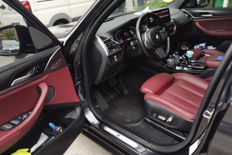 Used BMW X3 2022 Second Facelift xDrive30i Luxury Edition M Night Sky Package Driver Seat