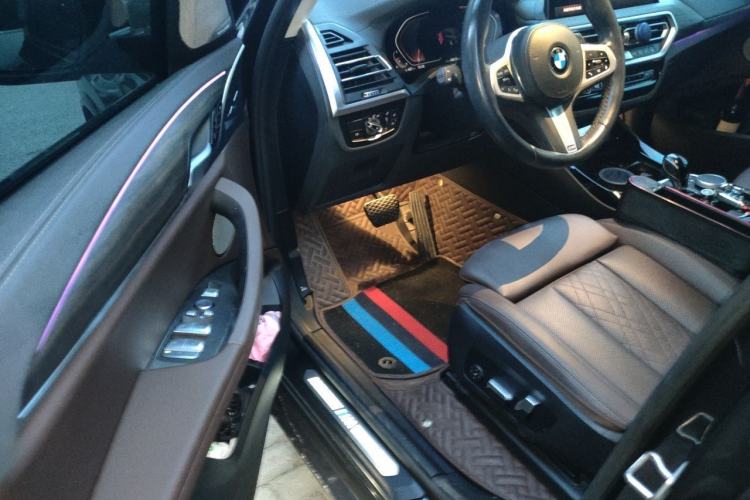 Used BMW X3 2022 Facelift xDrive30i Luxury Edition M Night Edition Package Driver Seat