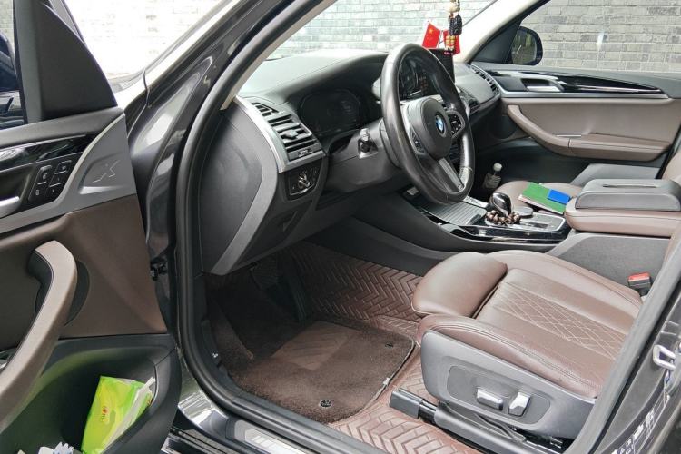 Used BMW X3 2022 xDrive25i M Sport Package Driver Seat