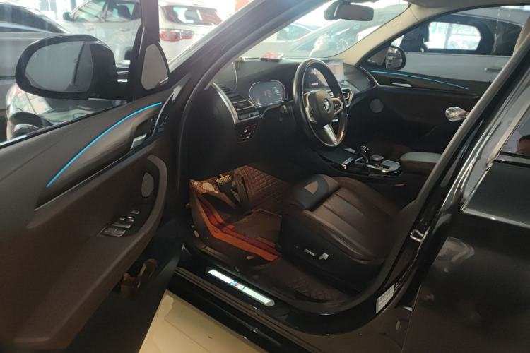 Used BMW X3 2022 xDrive30i Luxury Model M Night Sky Package Driver Seat