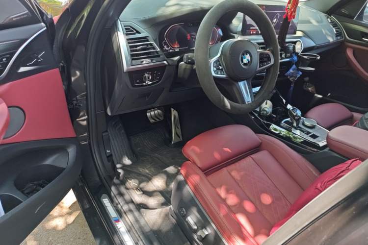 Used BMW X3 2022 Restyled xDrive30i Luxury Edition M Night Sky Package Driver Seat
