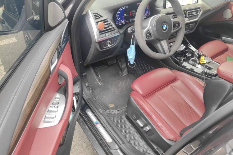 Used BMW X3 2022 xDrive30i Luxury Model M Night Sky Package Driver Seat