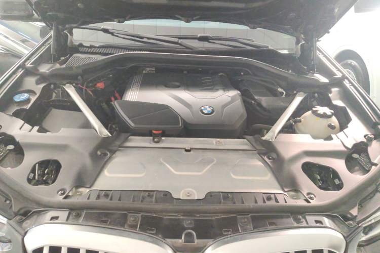 Used BMW X3 2022 Restyled xDrive25i M Sport Package Engine Bay