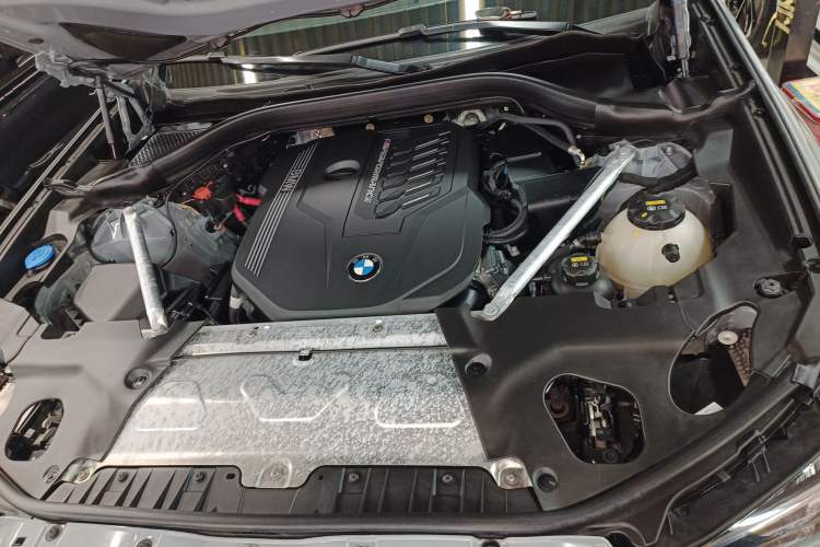 Used BMW X3 2022 M40i Engine Bay
