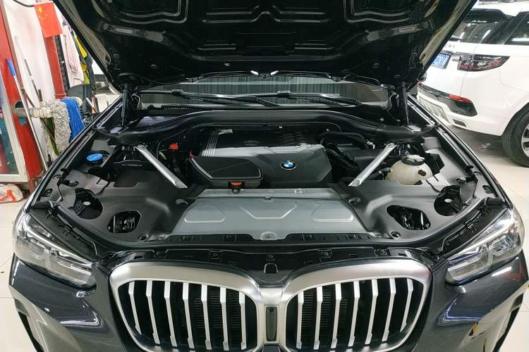 Used BMW X3 2022 Restyled xDrive25i M Sport Package Engine Bay