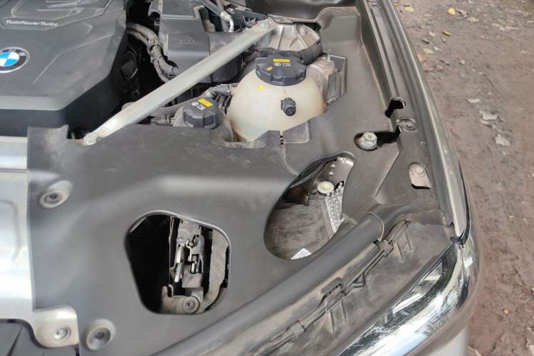 Used BMW X3 2022 xDrive30i Luxury Model M Night Sky Package Engine Bay Left