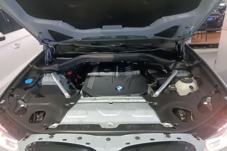 Used BMW X3 2022 M40i Engine Bay