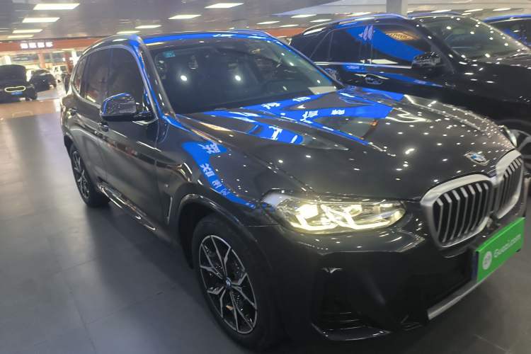 Used BMW X3 2022 xDrive25i M Sport Package Front Right 45 Deg