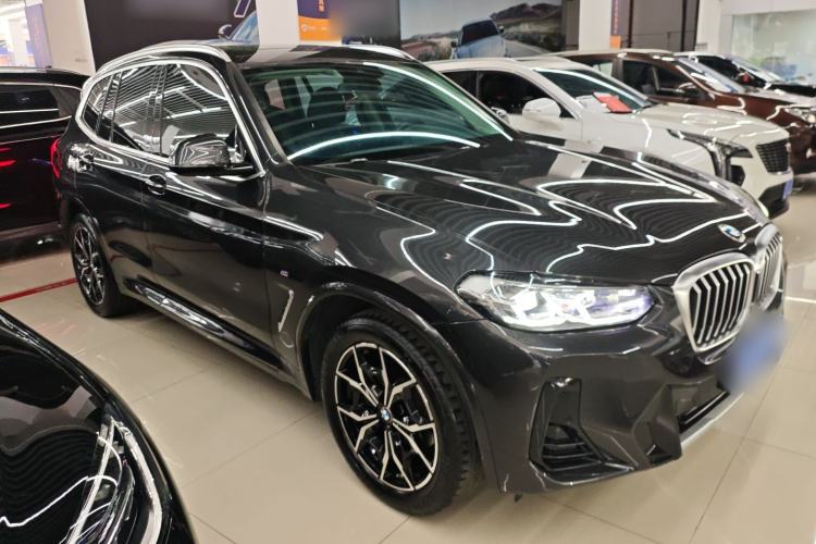 Used BMW X3 2022 xDrive25i M Sport Package Front Right 45 Deg