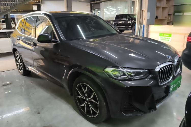 Used BMW X3 2022 xDrive25i M Sport Package Front Right 45 Deg