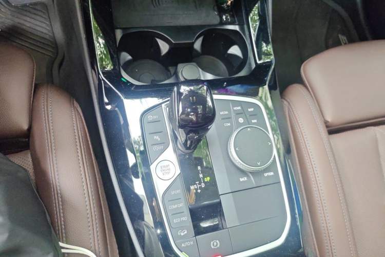 Used BMW X3 2022 xDrive25i M Sport Package Gear Lever