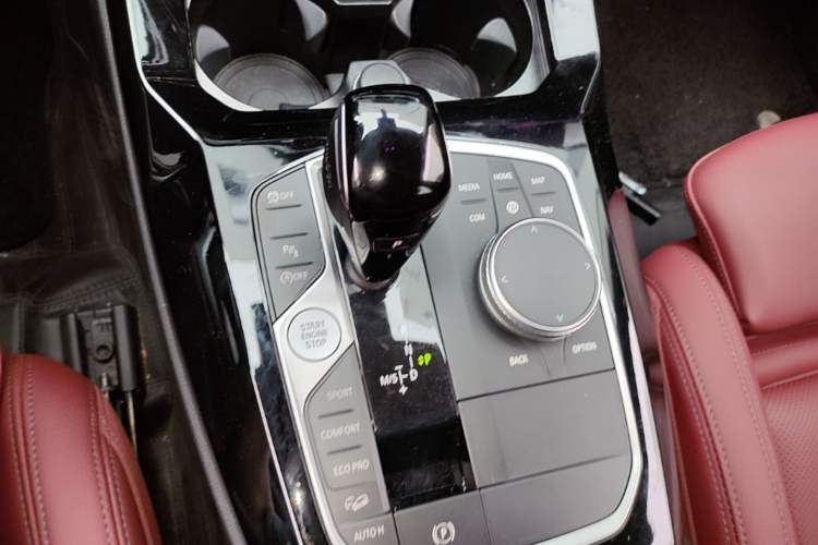 Used BMW X3 2022 xDrive30i Luxury Model M Night Sky Package Gear Lever