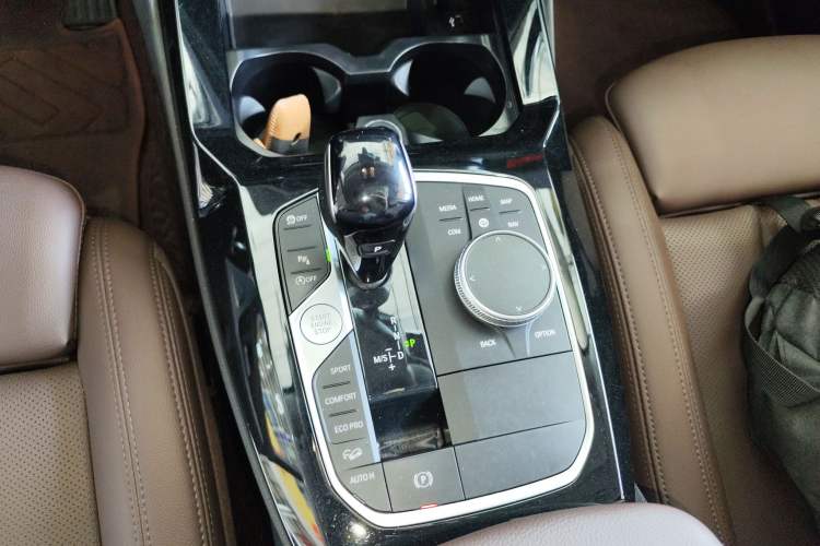 Used BMW X3 2022 xDrive30i Luxury Model M Night Sky Package Gear Lever