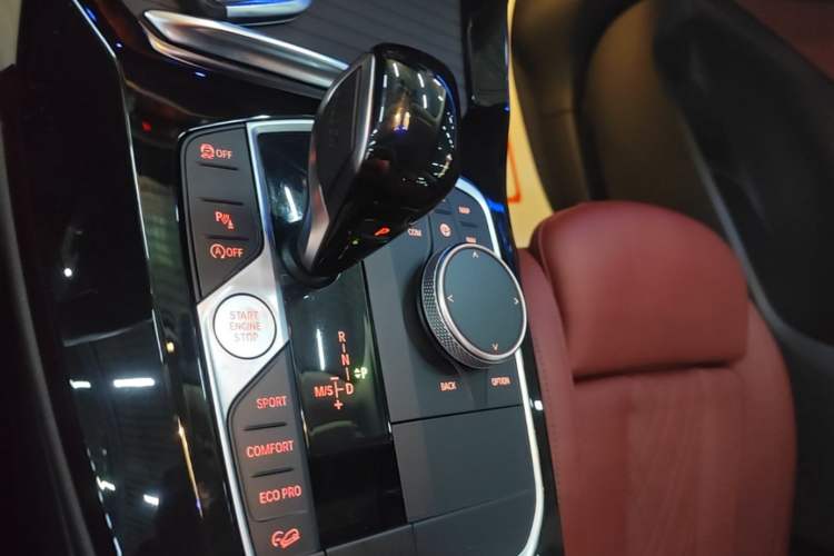 Used BMW X3 2022 Restyled xDrive25i M Sport Package Gear Lever