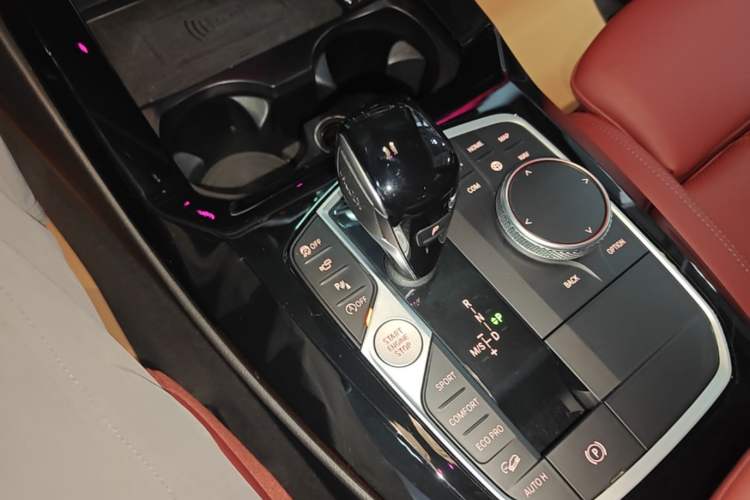 Used BMW X3 2022 Restyled xDrive30i Luxury Edition M Night Sky Package Gear Lever