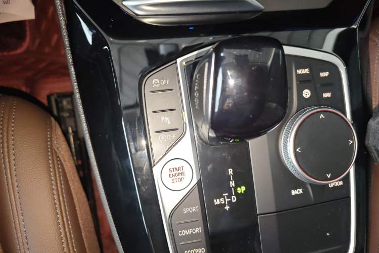 Used BMW X3 2022 Restyled xDrive30i Luxury Edition M Night Sky Package Gear Lever