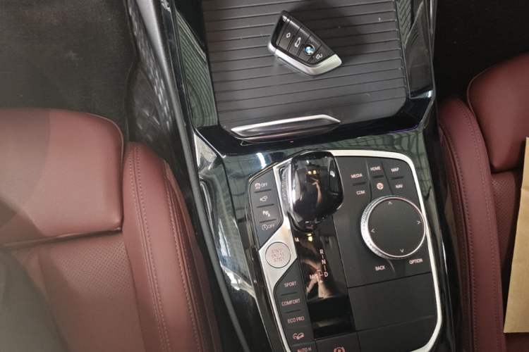 Used BMW X3 2022 Second Facelift xDrive30i Leading Edition M Night Sky Package Gear Lever