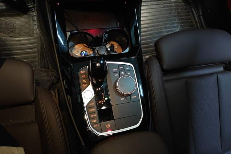Used BMW X3 2022 Restyled xDrive30i Luxury Edition M Night Sky Package Gear Lever