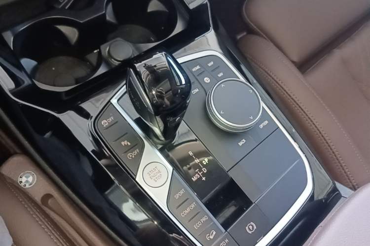 Used BMW X3 2022 Restyled xDrive25i M Sport Package Gear Lever