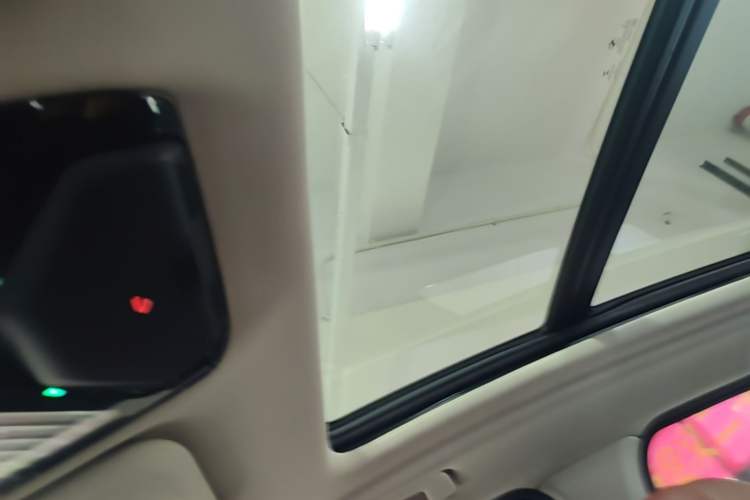 Used BMW X3 2022 Second Facelift xDrive30i Leading Edition M Night Sky Package Headliner