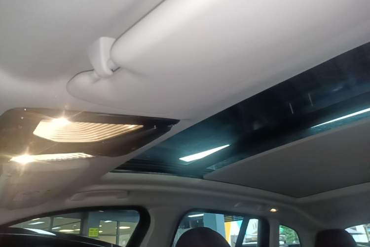 Used BMW X3 2022 xDrive30i Luxury Model M Night Sky Package Headliner