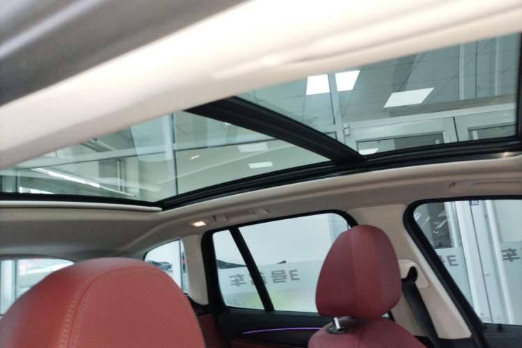 Used BMW X3 2022 xDrive30i Luxury Model M Night Sky Package Headliner