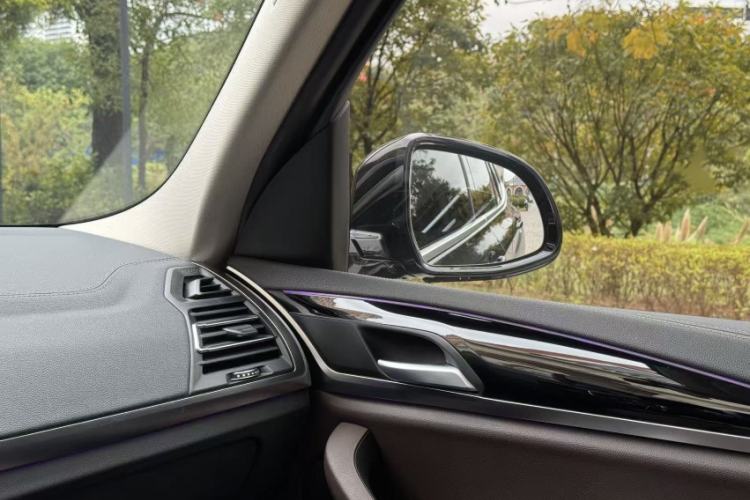 Used BMW X3 2022 Restyled xDrive25i M Sport Package Interior 10