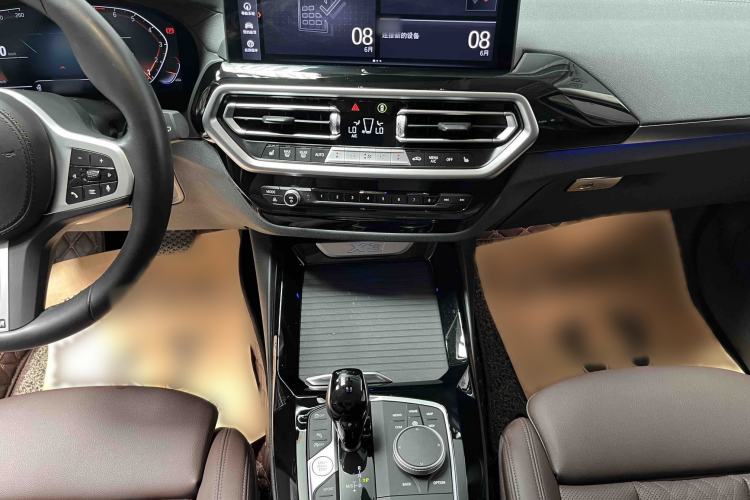 Used BMW X3 2022 xDrive25i M Sport Package Interior 3