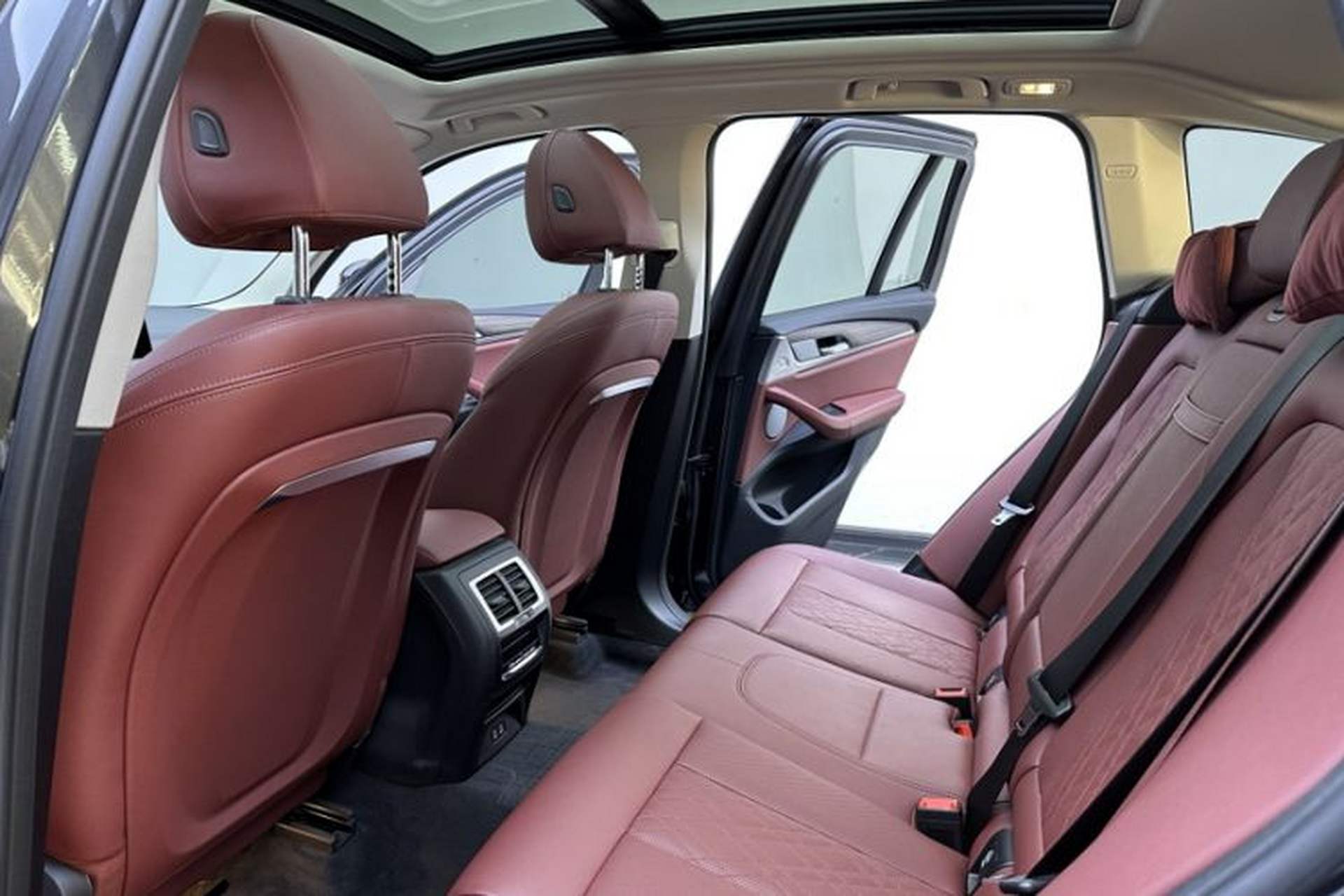 Used BMW X3 2022 Facelift xDrive30i Luxury Edition M Night Edition Package Interior 3