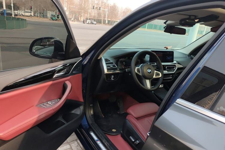 Used BMW X3 2022 xDrive25i M Sport Package Interior 3
