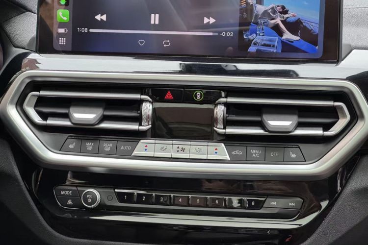 Used BMW X3 2022 Restyled xDrive25i M Sport Package Interior 4