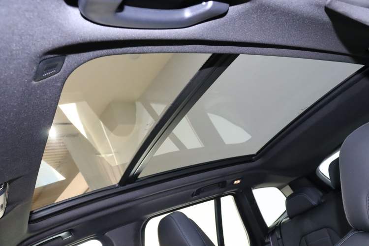 Used BMW X3 2022 M40i Interior 4