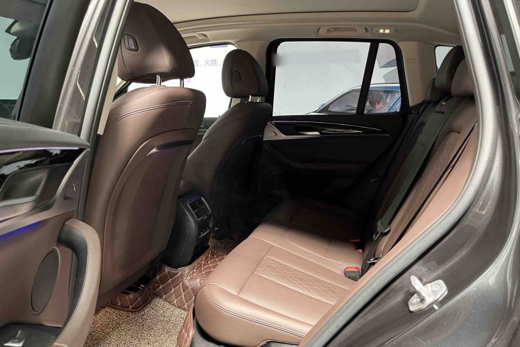 Used BMW X3 2022 xDrive25i M Sport Package Interior 5