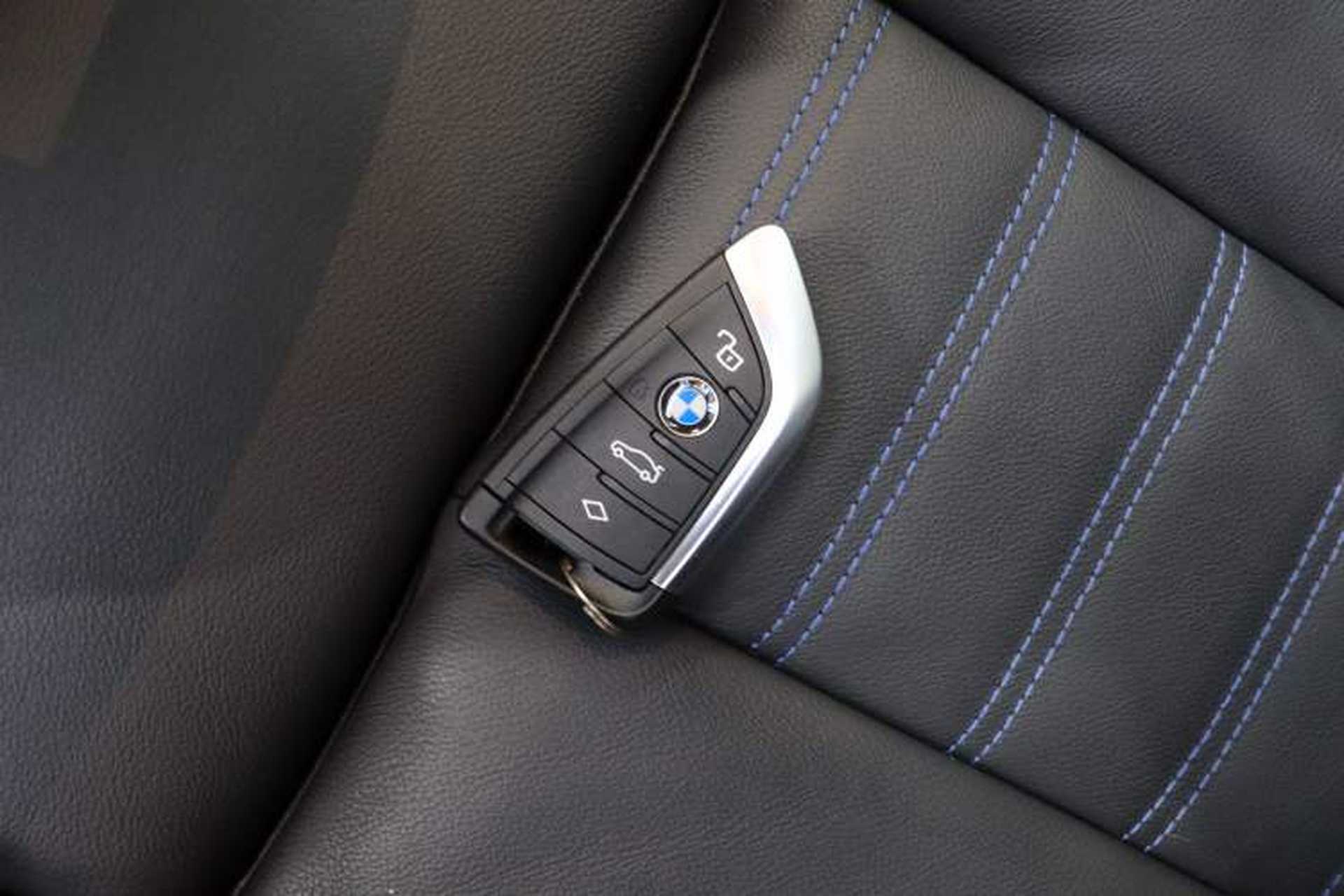 Used BMW X3 2022 M40i Interior 5