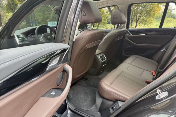 Used BMW X3 2022 Restyled xDrive25i M Sport Package Interior 7
