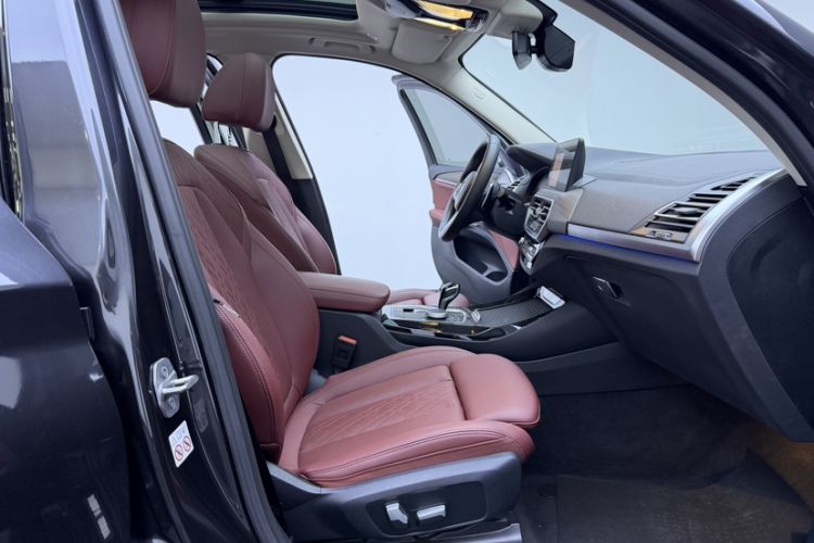Used BMW X3 2022 Facelift xDrive30i Luxury Edition M Night Edition Package Interior 7